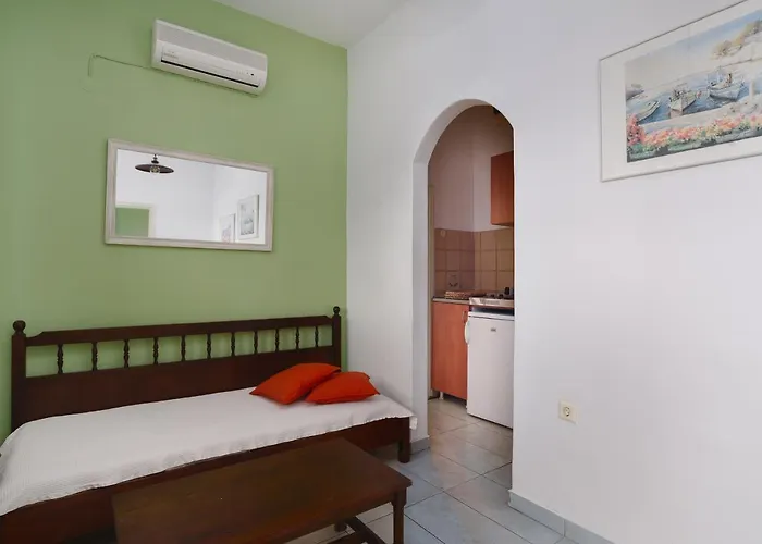 Aphrodite White Apartament Líndos