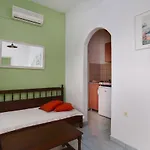 Aphrodite White Apartamento Líndos