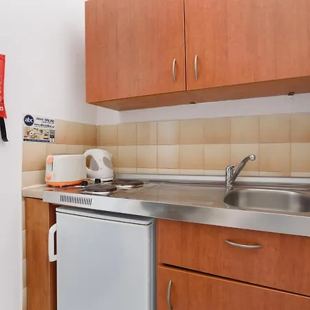 Aphrodite White Líndos